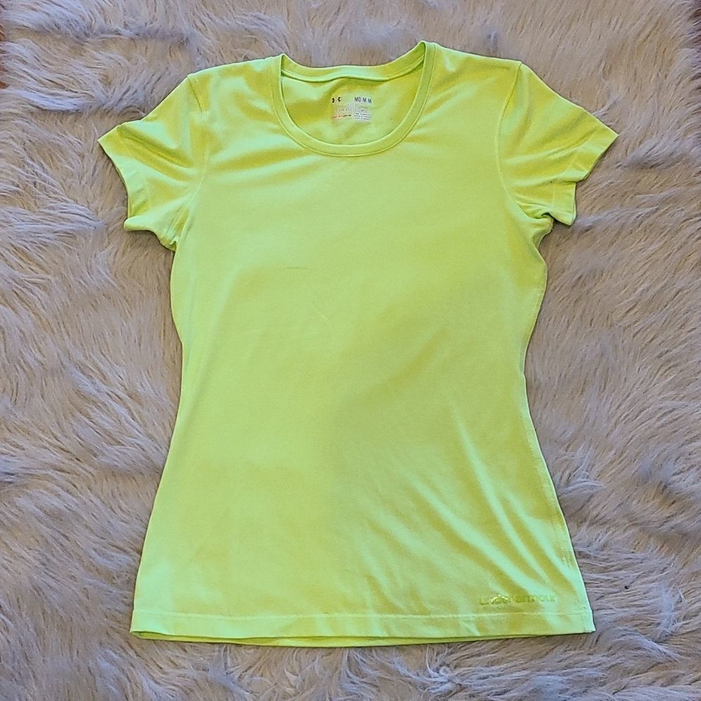 Under Armour womens lime green fitted heat gear tshirt size medium
